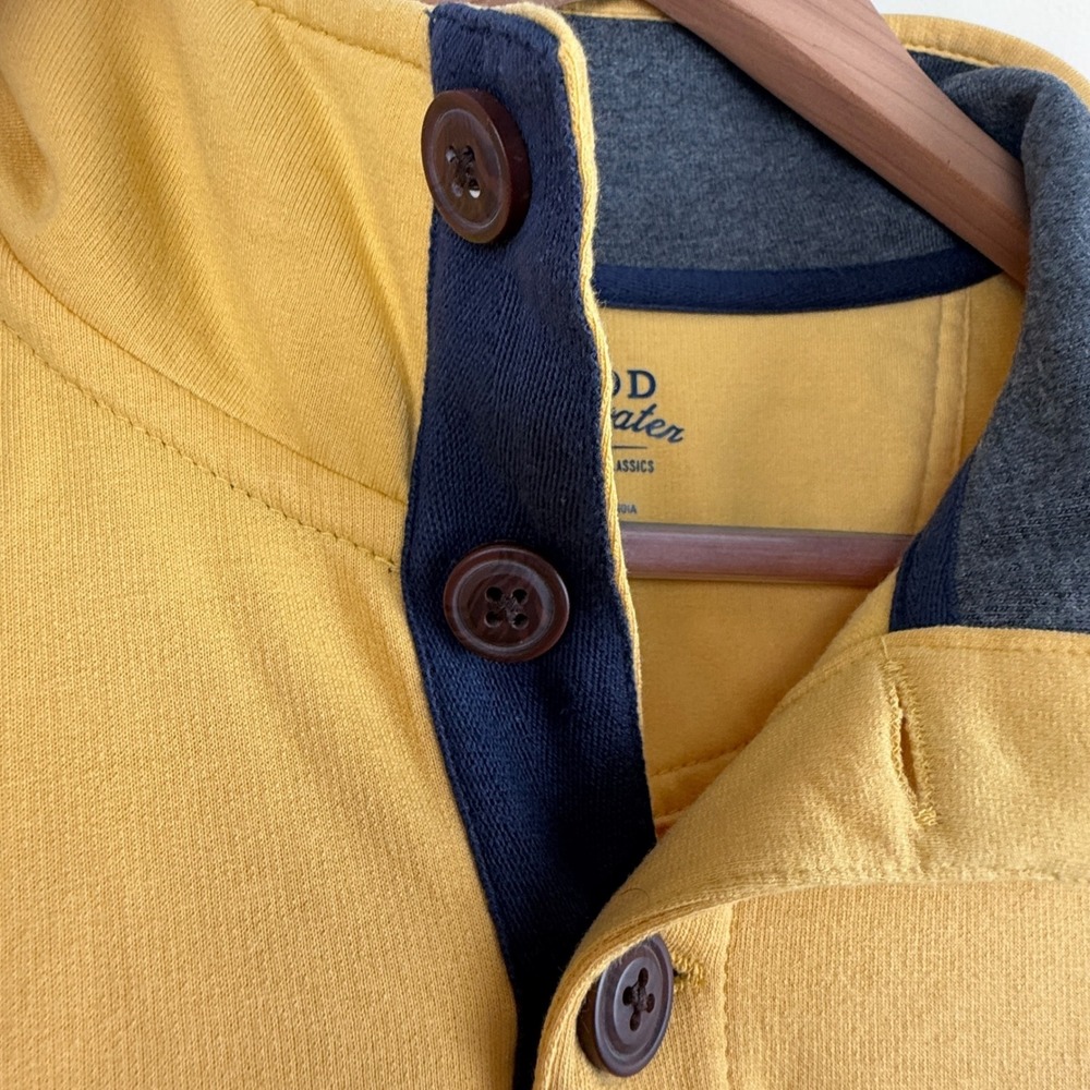 Izod Saltwater Mens Colorblock Yellow Navy 45FK112700 Large - Picture 4 of 8